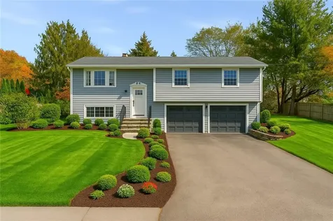 44 Buckwheat Avenue Portsmouth RI 02871