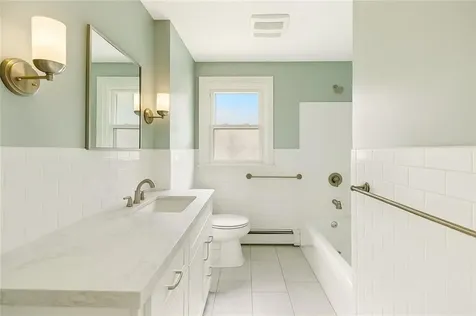 44 Buckwheat Avenue Portsmouth RI 02871