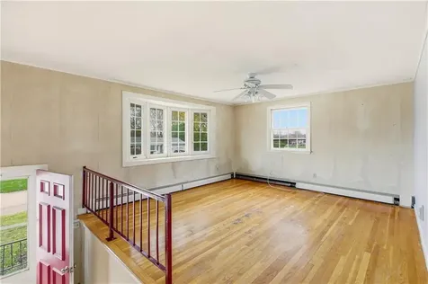 44 Buckwheat Avenue Portsmouth RI 02871