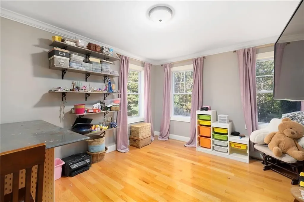 15 Victoria Lane Scituate RI 02831