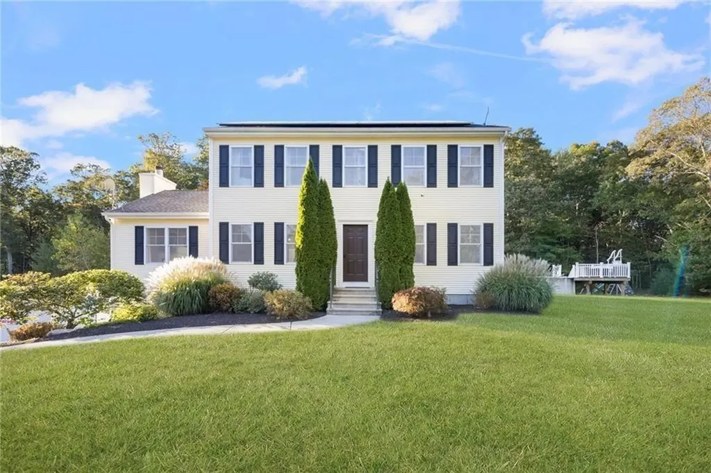 15 Victoria Lane Scituate RI 02831