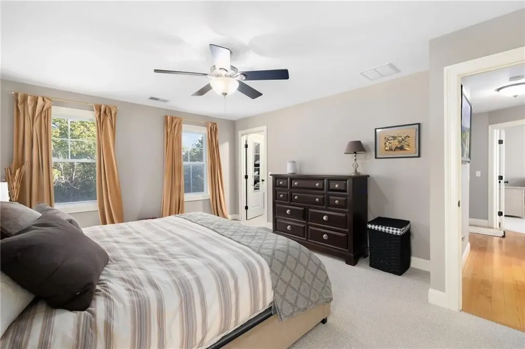 15 Victoria Lane Scituate RI 02831