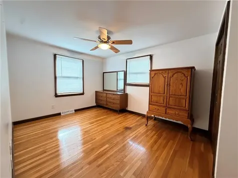 10 Stoneham Drive Woonsocket RI 02895