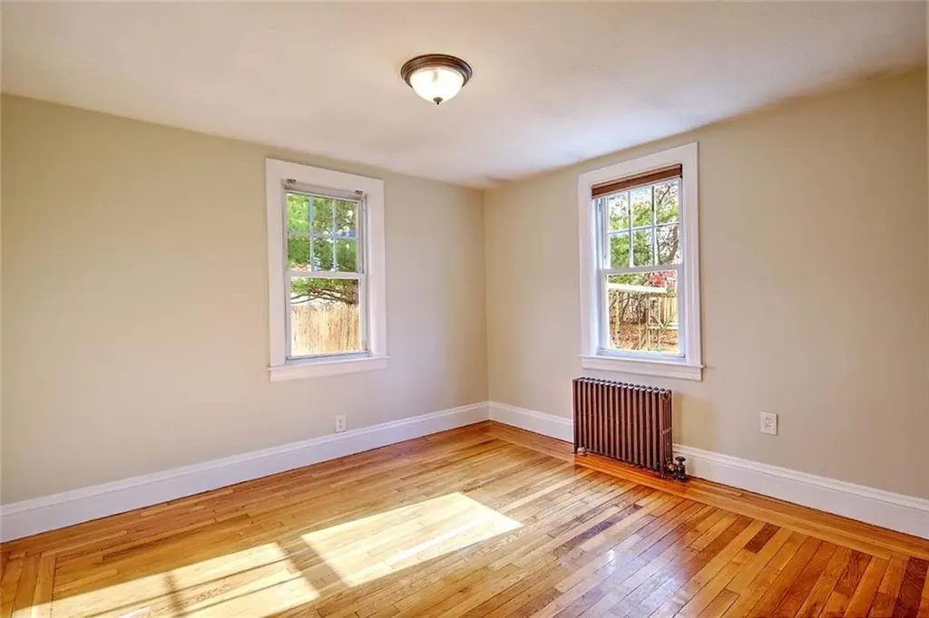 31 Columbus Avenue North Providence RI 02911