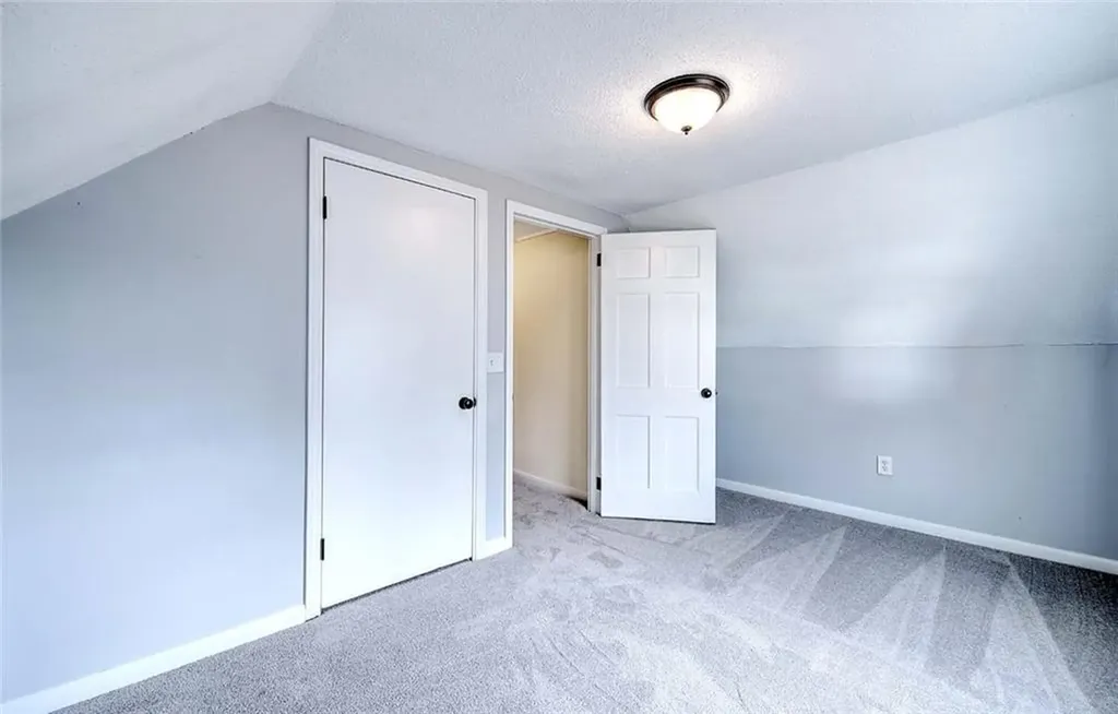 31 Columbus Avenue North Providence RI 02911