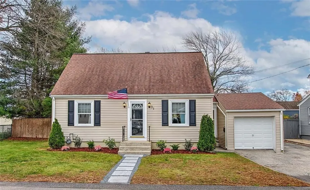 31 Columbus Avenue North Providence RI 02911