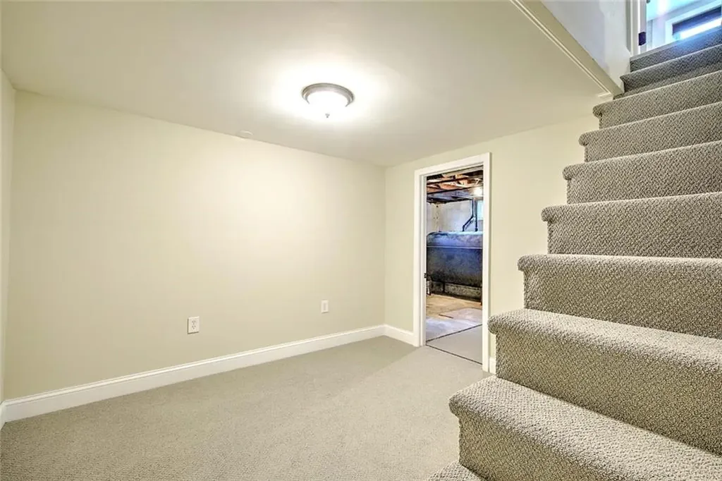 31 Columbus Avenue North Providence RI 02911