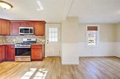 31 Columbus Avenue North Providence RI 02911