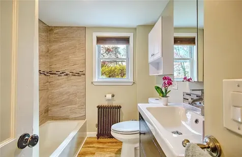 31 Columbus Avenue North Providence RI 02911