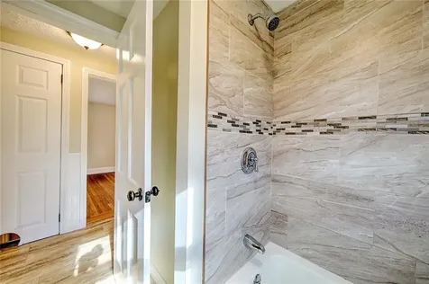 31 Columbus Avenue North Providence RI 02911