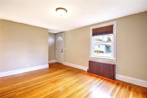 31 Columbus Avenue North Providence RI 02911