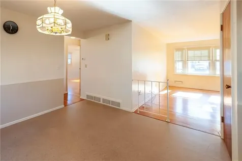 110 Crest Drive Pawtucket RI 02861