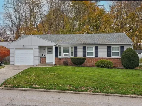 110 Crest Drive Pawtucket RI 02861