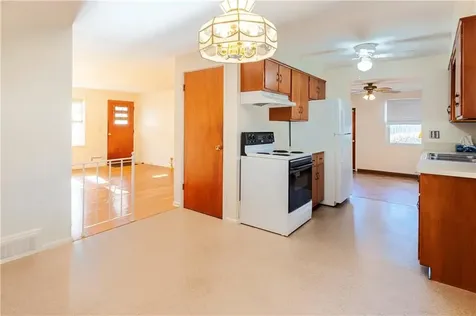 110 Crest Drive Pawtucket RI 02861