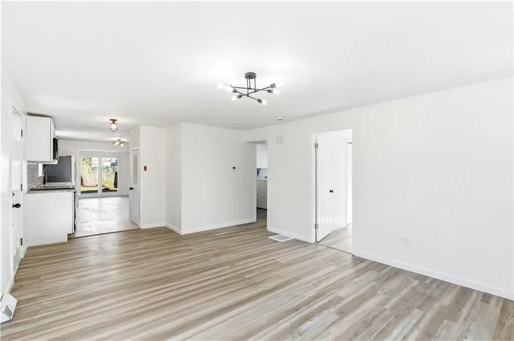 123 Payton Avenue Warwick RI 02889