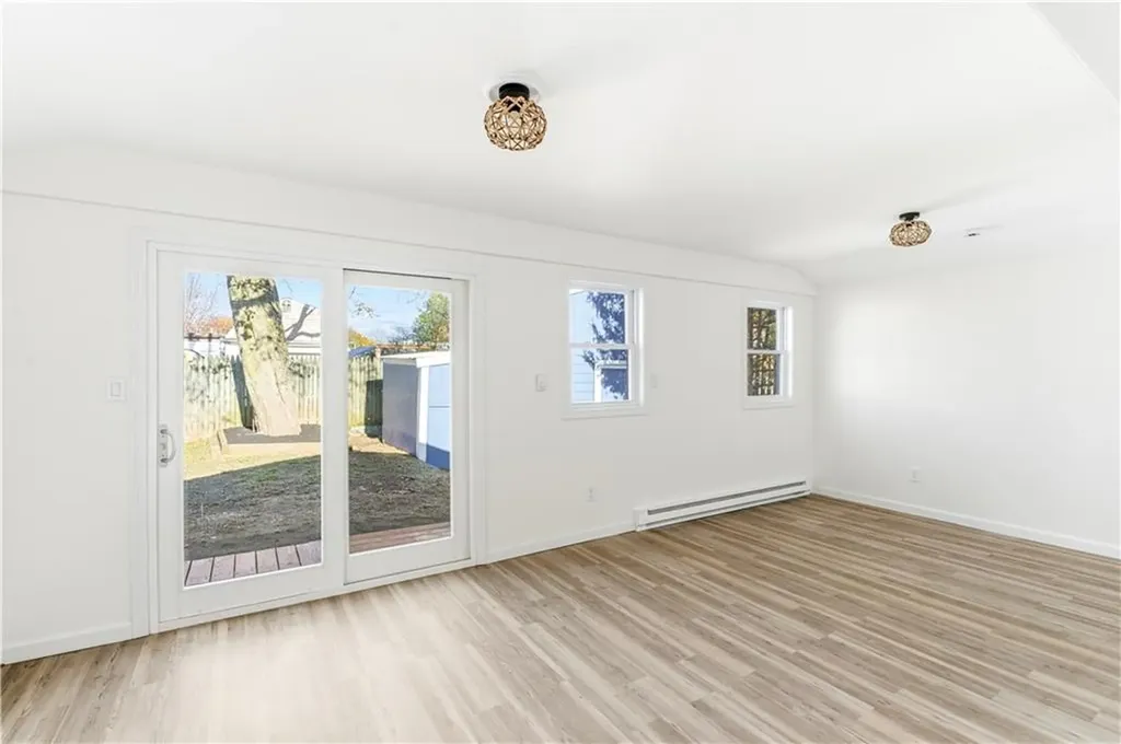 123 Payton Avenue Warwick RI 02889