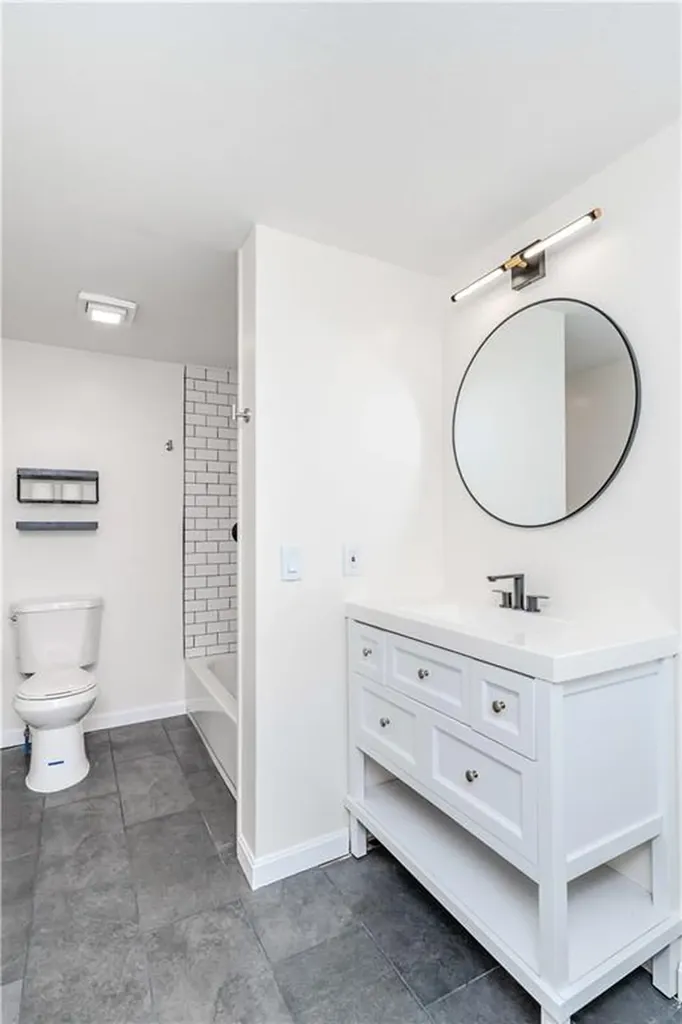 123 Payton Avenue Warwick RI 02889