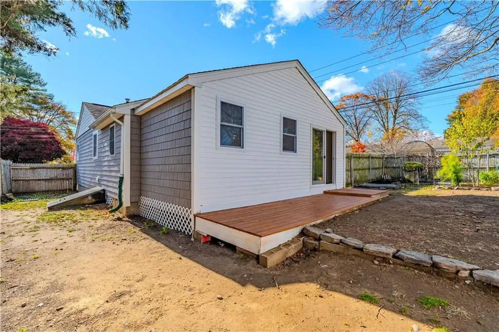 123 Payton Avenue Warwick RI 02889