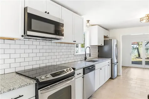 123 Payton Avenue Warwick RI 02889