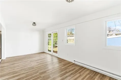 123 Payton Avenue Warwick RI 02889