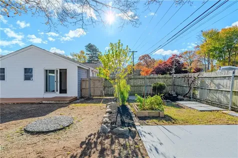 123 Payton Avenue Warwick RI 02889