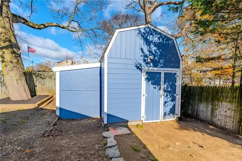 123 Payton Avenue Warwick RI 02889