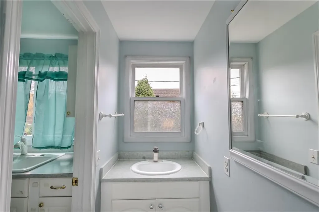 151 Willet Avenue East Providence RI 02915