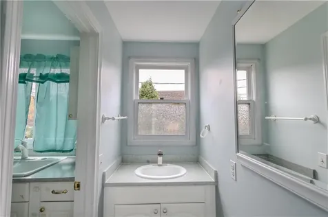 151 Willet Avenue East Providence RI 02915