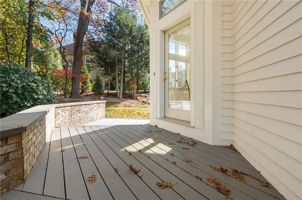 7 Oak Tree Lane Cranston RI 02920