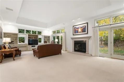 7 Oak Tree Lane Cranston RI 02920