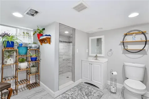 82 Charles Street Bristol RI 02809