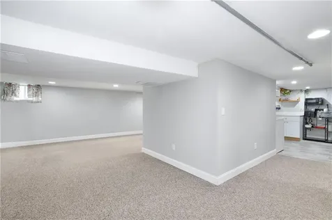 82 Charles Street Bristol RI 02809