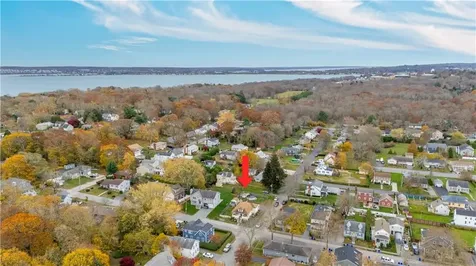 82 Charles Street Bristol RI 02809