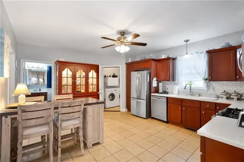 82 Charles Street Bristol RI 02809