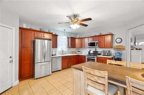 82 Charles Street Bristol RI 02809