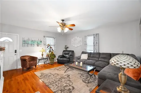 82 Charles Street Bristol RI 02809