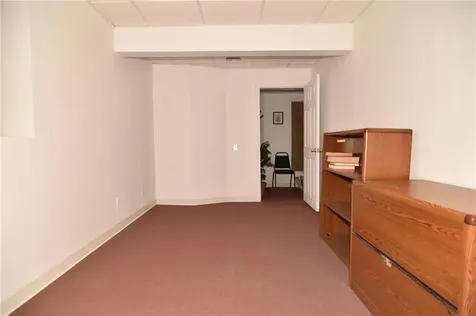 550 Main Road Tiverton RI 02878