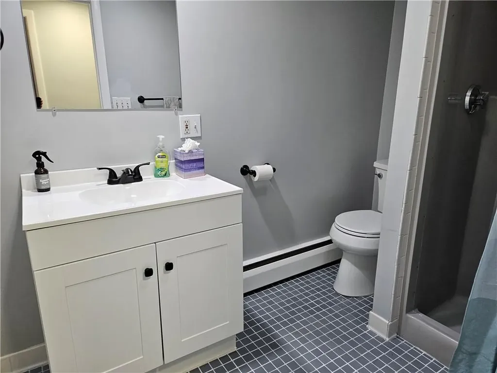 39 Damon Avenue Warwick RI 02889