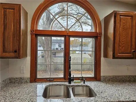 39 Damon Avenue Warwick RI 02889