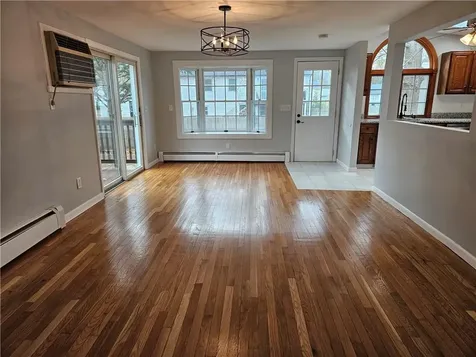 39 Damon Avenue Warwick RI 02889