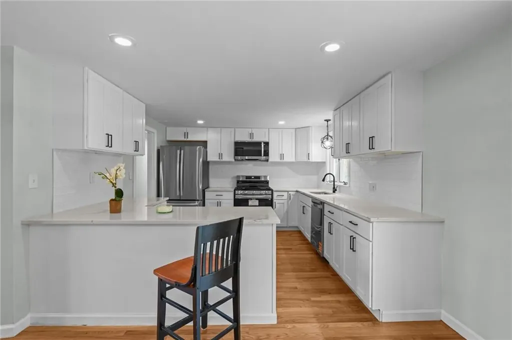 155 Birkshire Drive Warwick RI 02886