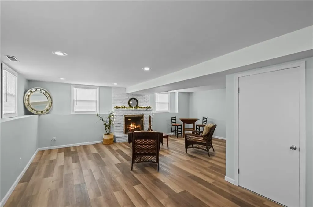 155 Birkshire Drive Warwick RI 02886