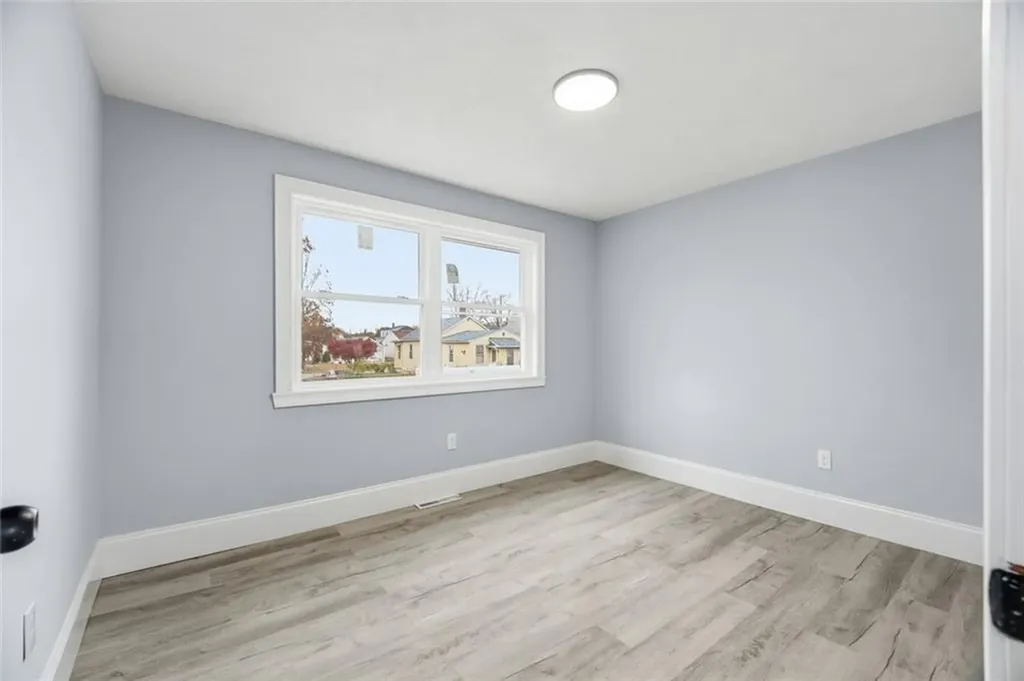 85 Alton Street Cranston RI 02910