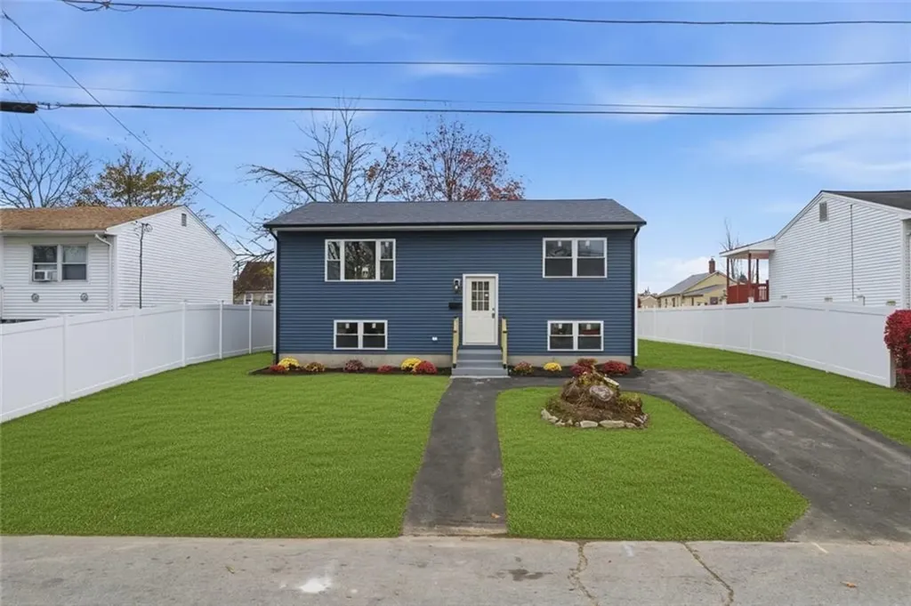 85 Alton Street Cranston RI 02910