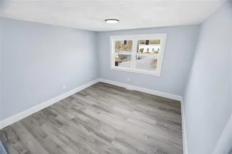 85 Alton Street Cranston RI 02910