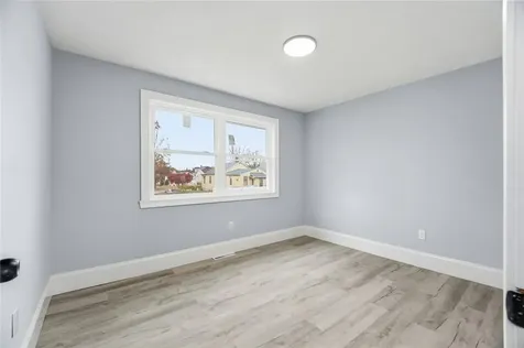 85 Alton Street Cranston RI 02910