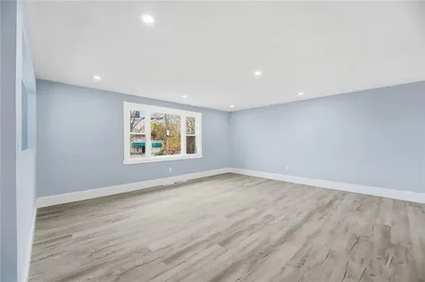 85 Alton Street Cranston RI 02910