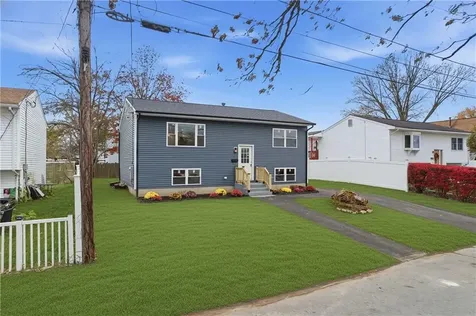 85 Alton Street Cranston RI 02910