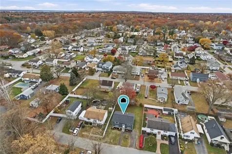 85 Alton Street Cranston RI 02910