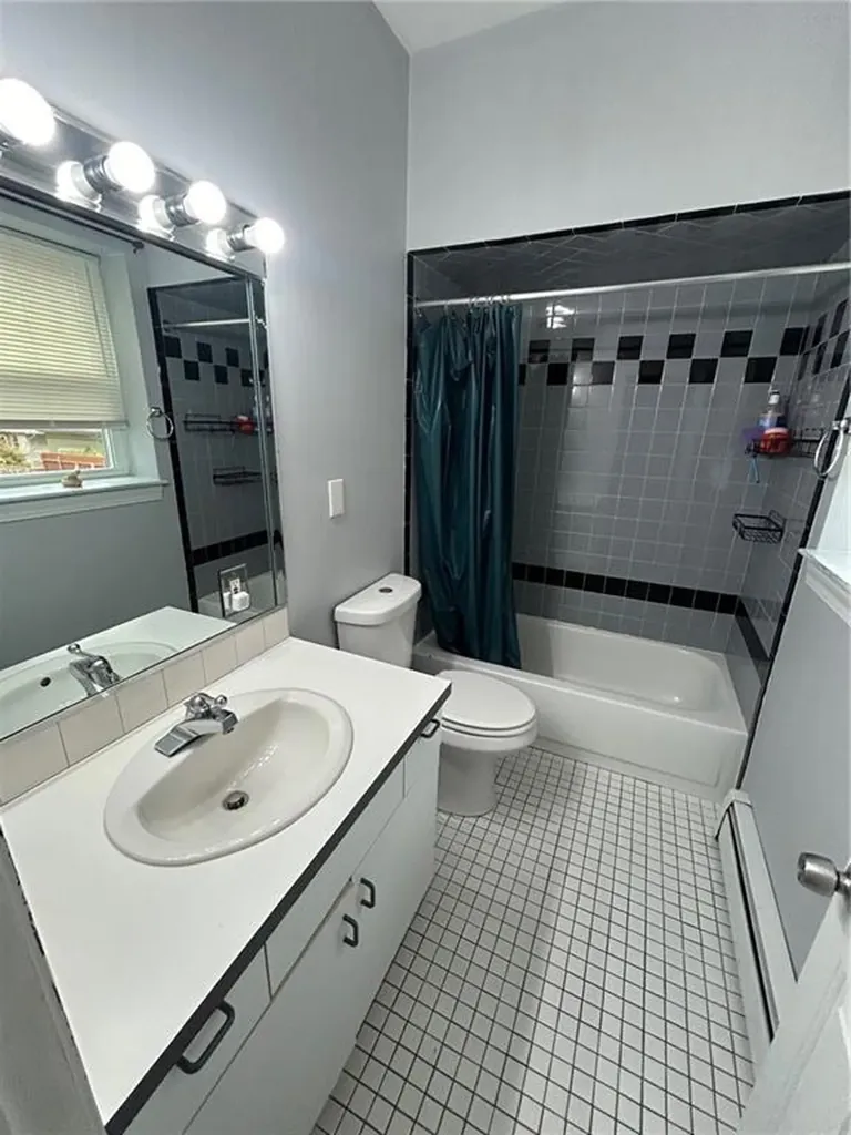 182 Adelaide Avenue Providence RI 02907